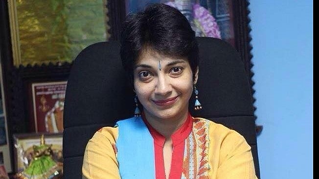 “கணக்கு படிக்கவேண்டியது நீங்கள்தான்’: வீண்புகழுக்காக வதந்தி பரப்புவது மனநோய் - மதுவந்திக்கு ஒரு கோரிக்கை!