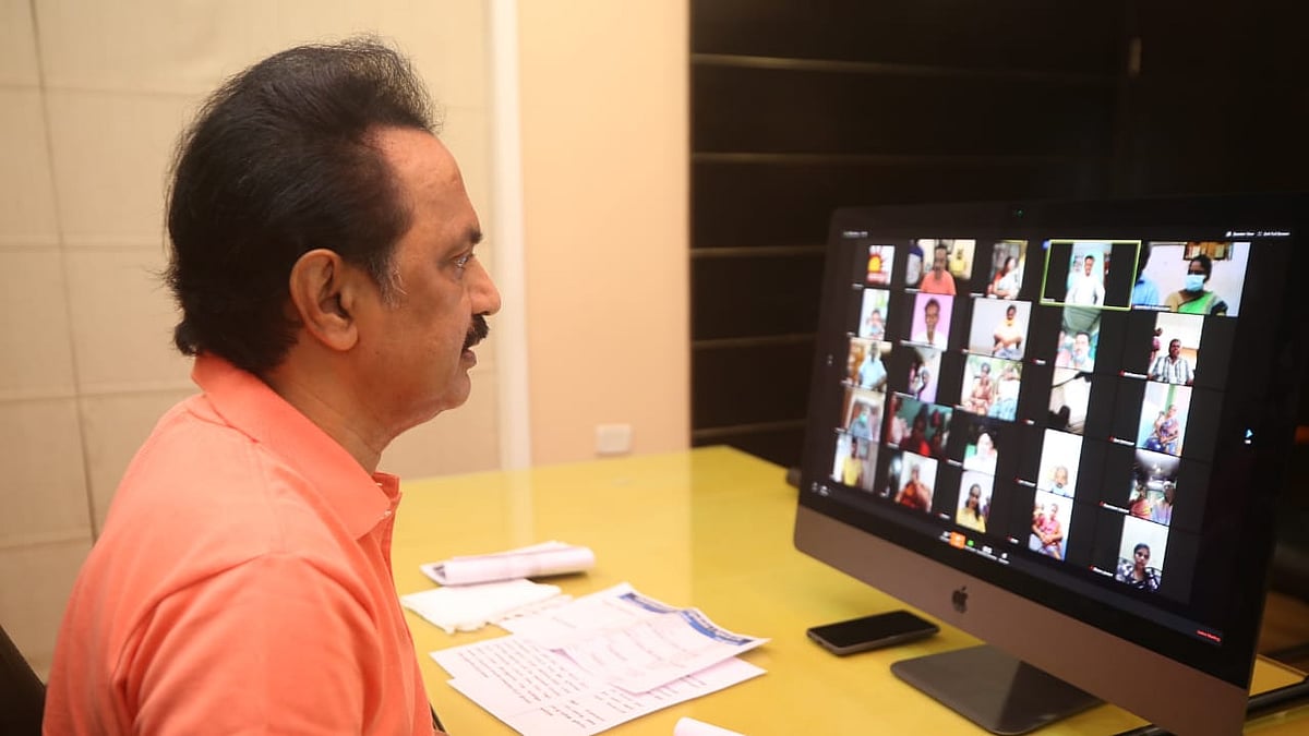 "தி.மு.க எப்போதும் துணை நிற்கும்” - ‘ஒன்றிணைவோம் வா’ பயனாளிகளோடு உரையாடிய மு.க.ஸ்டாலின்! #Corona