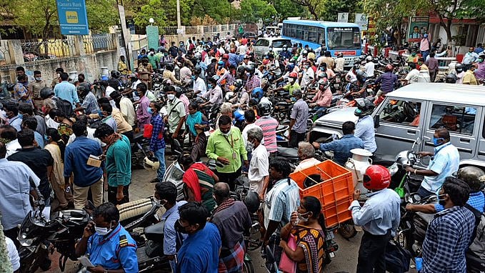“குழப்பம் ஏற்படுத்திய கலெக்டர் அறிக்கை - நூற்றுக்கணக்கில் குவிந்த மதுரை மக்கள்” : சு.வெங்கடேசன் ஆதங்கம்!