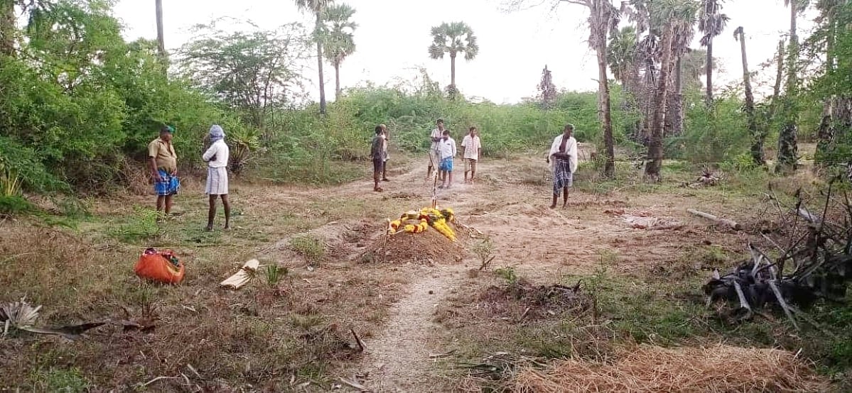 “தாயின் இறுதிச்சடங்கு முடிந்த அடுத்தகணமே பணிக்குவந்த தூய்மைப் பணியாளர்”: பெரம்பலூரில் நெகிழ்ச்சி சம்பவம்!