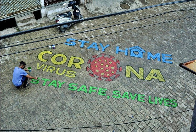 மே 17 வரை ஊரடங்கு : “எவையெல்லாம் இயங்கும்.. எதற்கெல்லாம் தடை?” - தமிழக அரசு அனுமதித்துள்ள தளர்வுகள்!