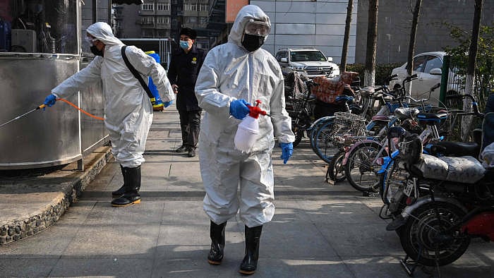 வூஹான் நகரில் கடைசி நோயாளியும் குணமடைந்தார்...  படிப்படியாக ஊரடங்கை விலக்கும் சீனா! #Covid19