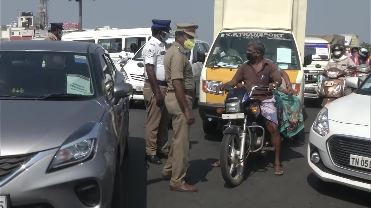 சென்னையில் வாகனங்களில் பயணித்த மக்களால் போக்குவரத்து நெரிசல்- கேள்விக்குறியாகும் ஊரடங்கு உத்தரவு! #Corona