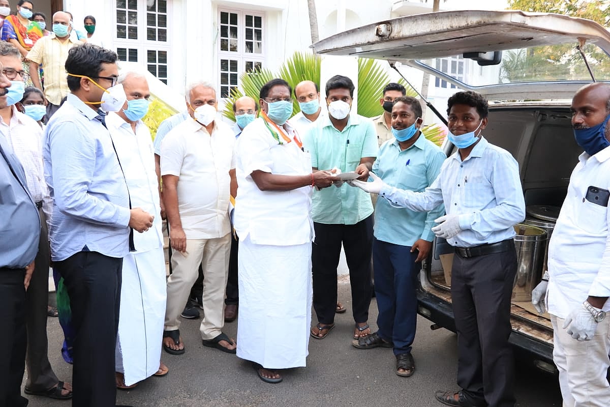 “தனியார் மருத்துவமனைகளை திறக்காவிட்டால் உரிமம் ரத்து” - புதுச்சேரி முதல்வர் எச்சரிக்கை! #Corona