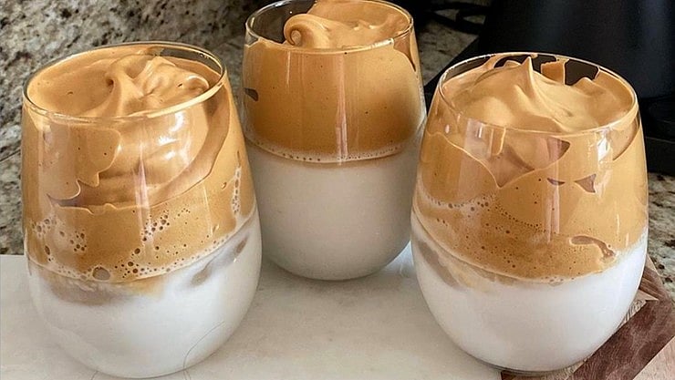 ''சிம்ரன் முதல் ஐஸ்வர்யா வரை...'' ஊரடங்கு வாழ்வில் இதுதாங்க ட்ரெண்ட் : 'டல்கோனா' காபி செய்வது எப்படி?