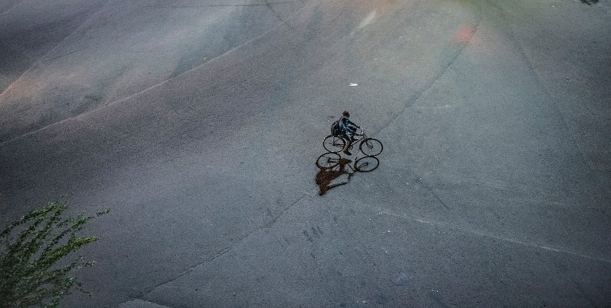 தனியே... தன்னந்தனியே...