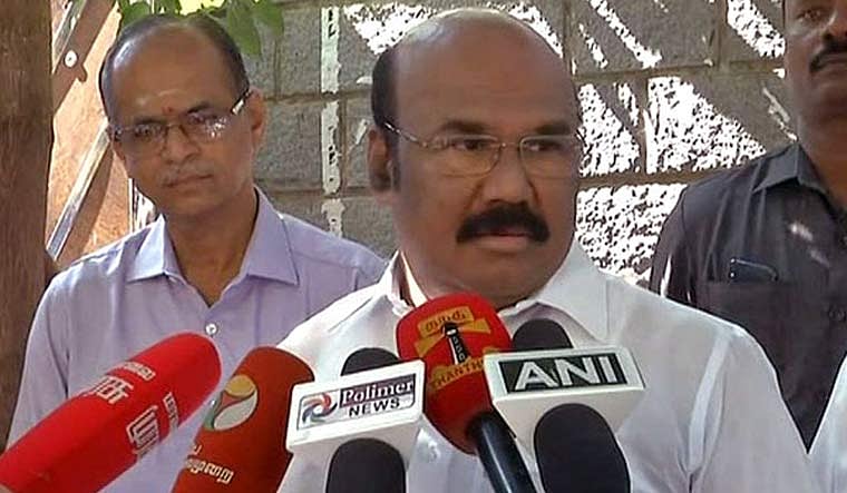 “டெண்டர் முறைகேடே இல்லையெனில் சி.பி.ஐ முன் ஆஜராகும் திராணியுண்டா?” - ஜெயக்குமாருக்கு துரைமுருகன் சவால்!