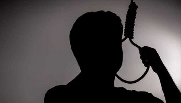 “இந்தப் பணத்தை சாவு செலவிற்கு வைத்துக் கொள்ளவும்” : ஒரே குடும்பத்தைச் சேர்ந்த 4 பேர் தற்கொலை!