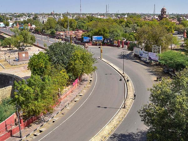 ஜூன் 30 வரை ஊரடங்கு நீட்டிப்பு : என்னென்ன தளர்வுகள்? - மாநில அரசுகள் முடிவு செய்ய அனுமதி! #Lockdown