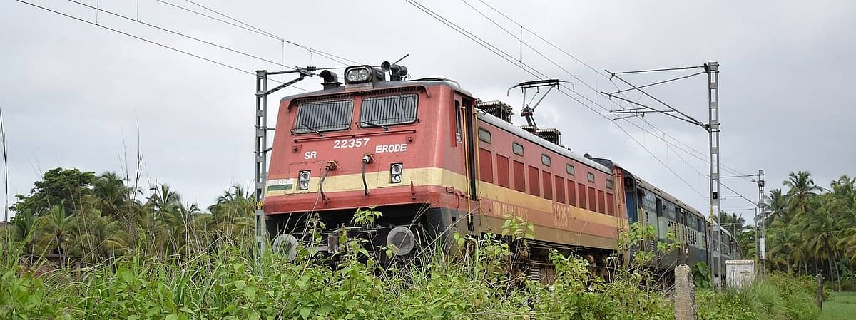 “உ.பி செல்லவேண்டிய ரயில் ஒடிசாவுக்குச் சென்றதால் புலம்பெயர் தொழிலாளர்கள் அதிர்ச்சி” - ரயில்வே அலட்சியம்!