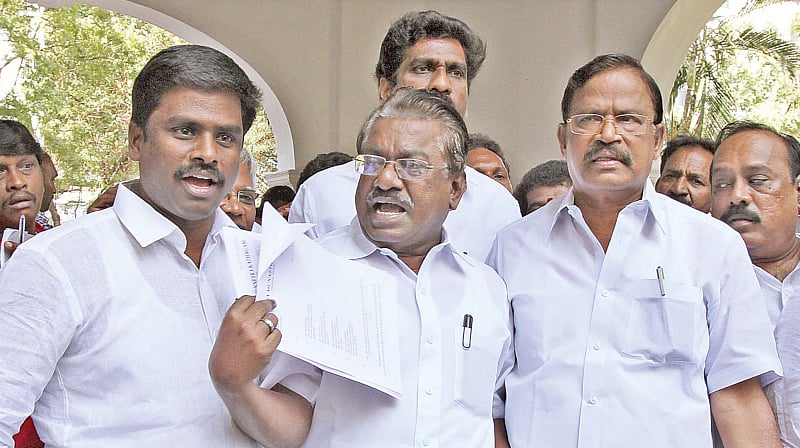 ‘நீங்கள் தி.மு.க பயனாளி; உங்களுக்காக குரல் கொடுப்போம்’ : வி.பி துரைசாமிக்கு தி.மு.க வழக்கறிஞரின் கடிதம் !