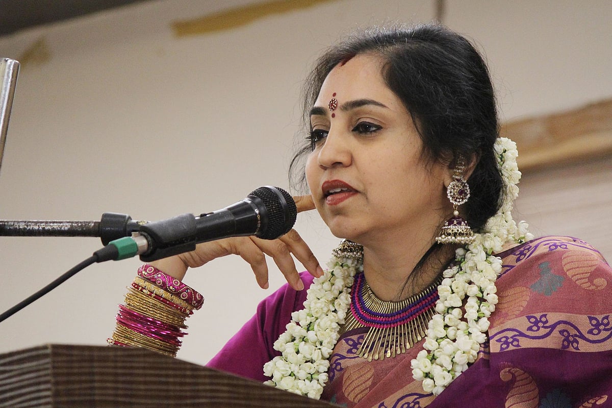 “மத்திய அரசை எதிர்த்து கேள்வி கேட்க திராணியற்ற அரசு அ.தி.மு.க அரசு” - தமிழச்சி தங்கப்பாண்டியன் சாடல்!