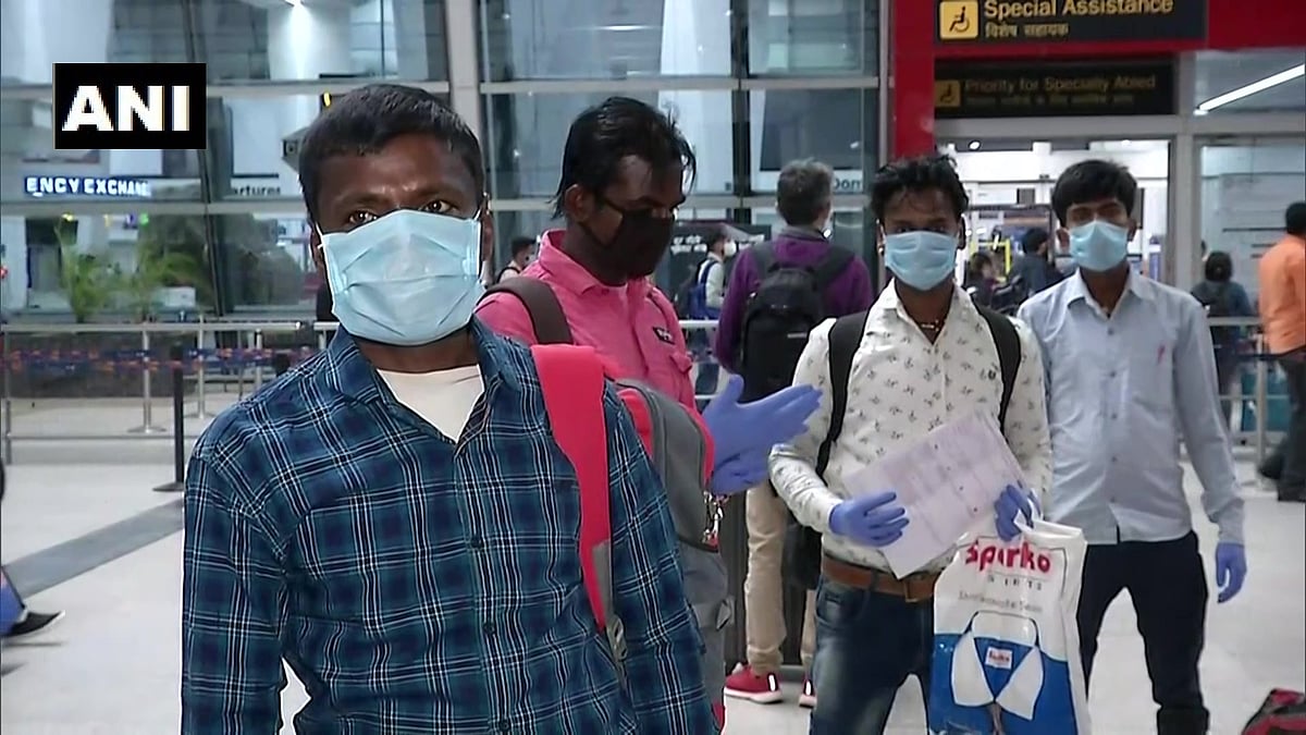 தொழிலாளர்களுக்கு தலா ரூ.3,000 கொடுத்து விமானத்திலும் அனுப்பி வைத்த காளான் விவசாயி... டெல்லியில் ருசிகரம்!