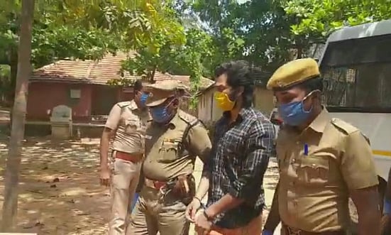 “சுஜிக்கு வலதுகையாக செயல்பட்ட டேசன் ஜினோ” - பெண்களை ஆபாச படம் எடுத்து மிரட்டிய சுஜியின் நண்பன் கைது!