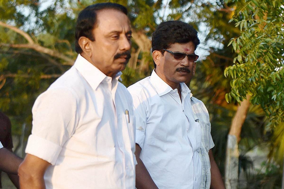 ''நேற்று ஒரு பேச்சு; இன்று ஒரு பேச்சு'' - செங்கோட்டையனின் அறிவிப்பால் பாதிக்கப்படும் குழந்தைகளின் கல்வி!