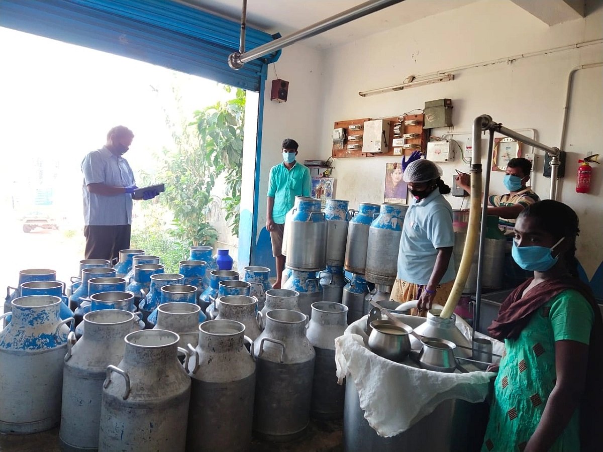 “பால் விற்பனை விலையை ரூ.20 குறைக்க நடவடிக்கை எடுக்க வேண்டும்” : பால் முகவர்கள் சங்கம் கோரிக்கை!