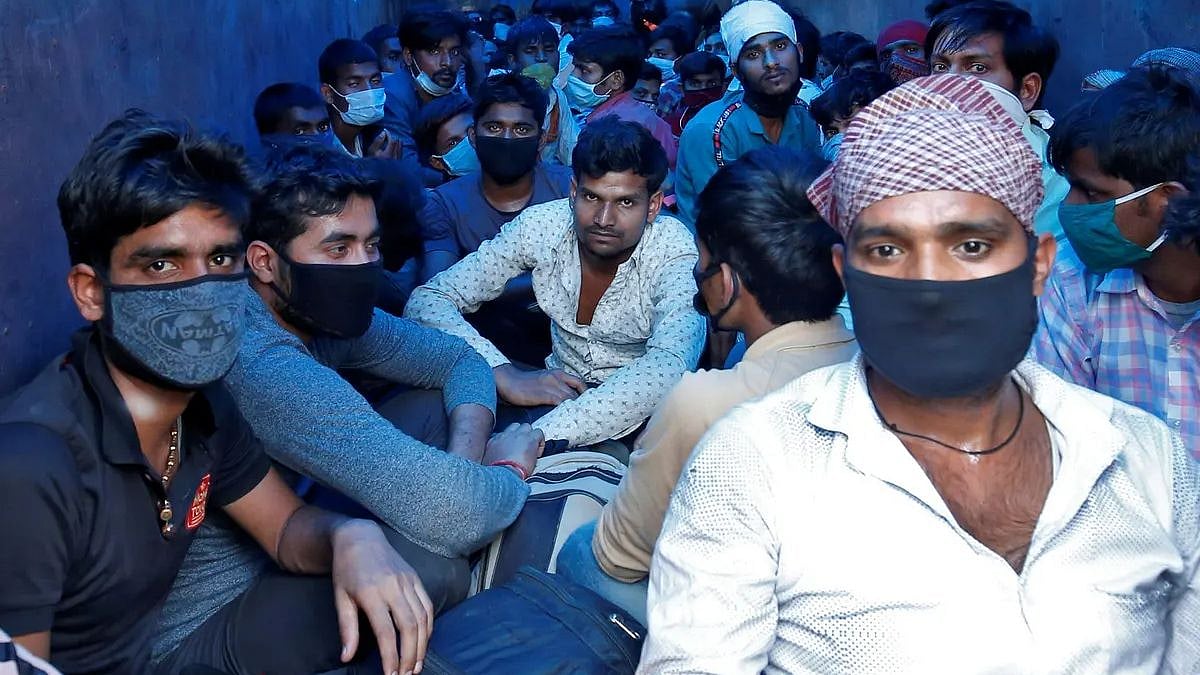 குடும்பத்தோடு 14 நாட்கள் தனிமைப்படுத்துதல் உத்தரவு ஏன்? - கொதிக்கும் சமூக ஆர்வலர்கள்!