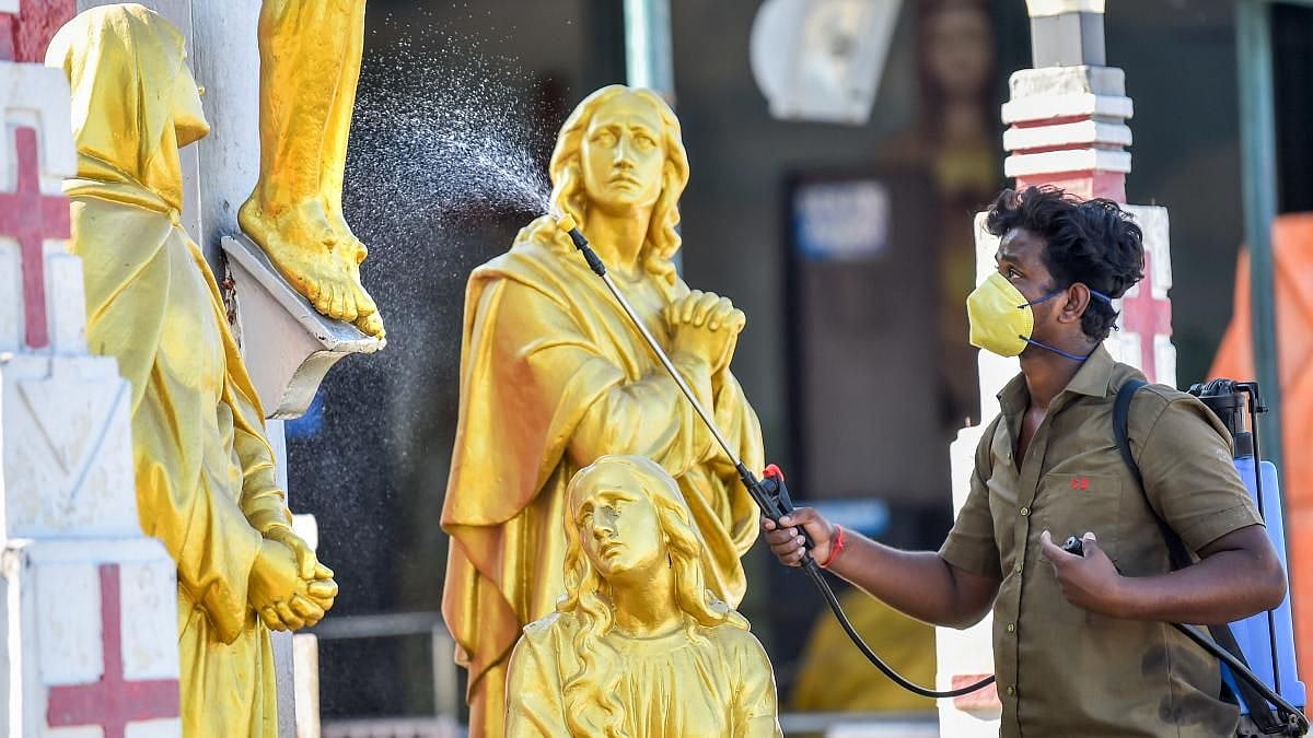 “சென்னையில் கொரோனா பாதிப்பு ஜூலை மாதத்தில் 1.5  லட்சமாக அதிகரிக்கும்” : எம்.ஜி.ஆர்.பல்கலை. ஆய்வில் தகவல்!