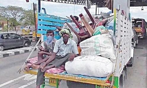 “வாடகை கொடுக்க வழியில்லை” : கூலி தொழிலாளர்கள் முதல் ஐ.டி ஊழியர்கள் வரை சென்னையிலிருந்து வெளியேறும் அவலம்!