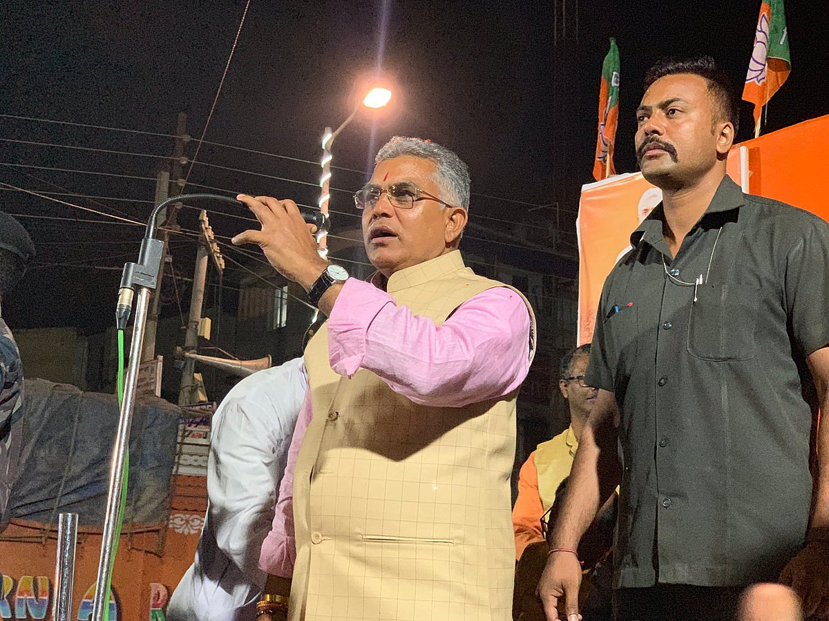 கொரோனா பீதியில் மக்கள்.. கட்சிக் கூட்டம் நடத்திய பா.ஜ.க தலைவர்.. FIR பதிந்து மே.வங்க போலிஸ் அதிரடி!