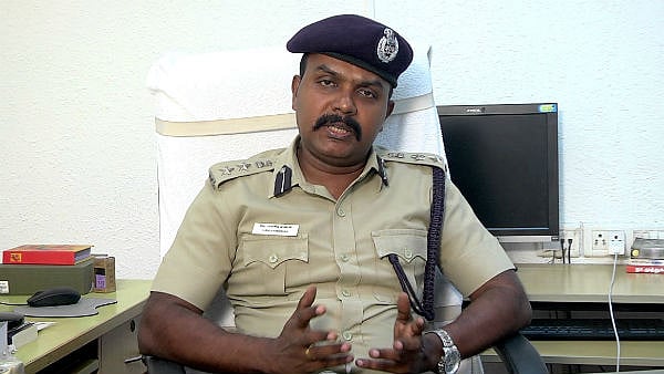 80 காவலர்களுக்கு உளவியல் நடத்தை சிகிச்சை - தொடர் புகாரை அடுத்து திருச்சி டி.ஐ.ஜி பாலகிருஷ்ணன் உத்தரவு!