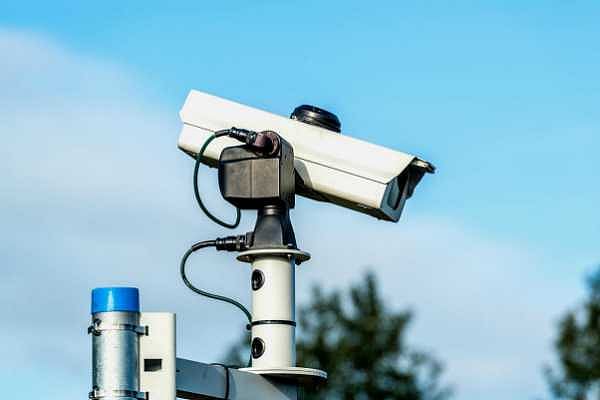 “சிசிடிவி கேமிரா வாங்கியதில் ரூ.372 கோடிக்கு மேல் ஊழல்” : அம்பலமானது அ.தி.மு.க அரசின் மோசடிகள்!