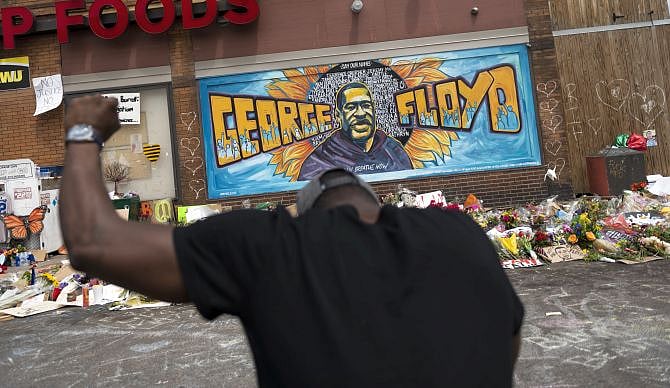 “ ஜார்ஜ் ஃப்ளாய்டுக்கு கொரோனா தொற்று இருந்தது உறுதி” - உடற்கூறாய்வு அறிக்கையில் அதிர்ச்சி தகவல்!