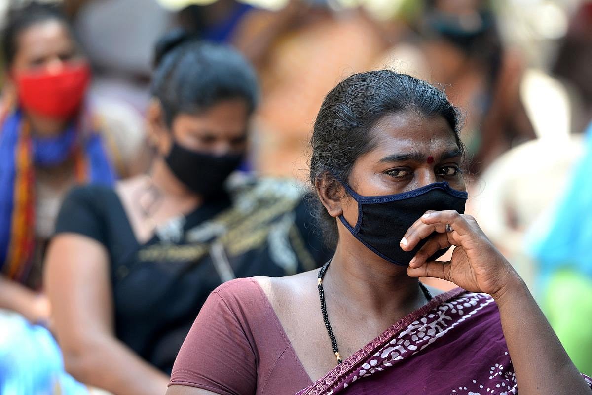 சென்னையில் இன்று ஒரே நாளில் 2,167 பேருக்கு கொரோனா..37 பேர் பலி.. என்ன திட்டத்துடன் உள்ளது அ.தி.மு.க அரசு?