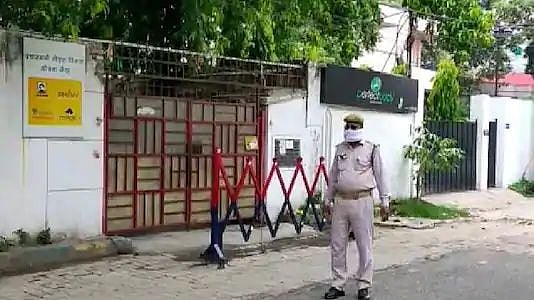 “அரசு காப்பகத்தில் இருந்த 57 சிறுமிகளுக்கு கொரோனா - கருவுற்றிருந்த 5 சிறுமிகள்” : உ.பி-யில் நடந்த அவலம்!