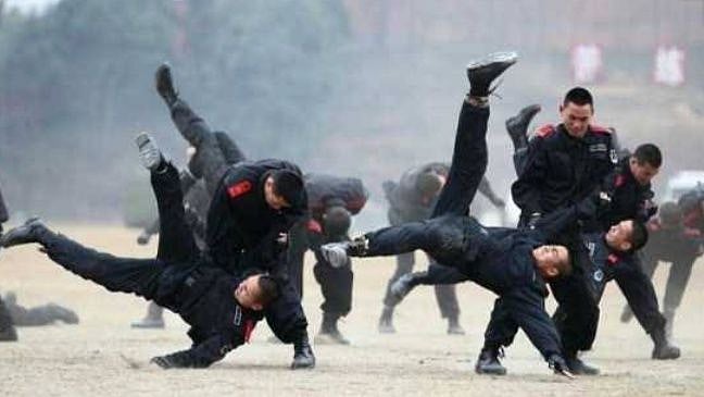 தாக்குதலுக்கு முன்பே தற்காப்பு படைவீரர்களை குவித்த சீனா - வெளியானது புதிய சர்ச்சை!