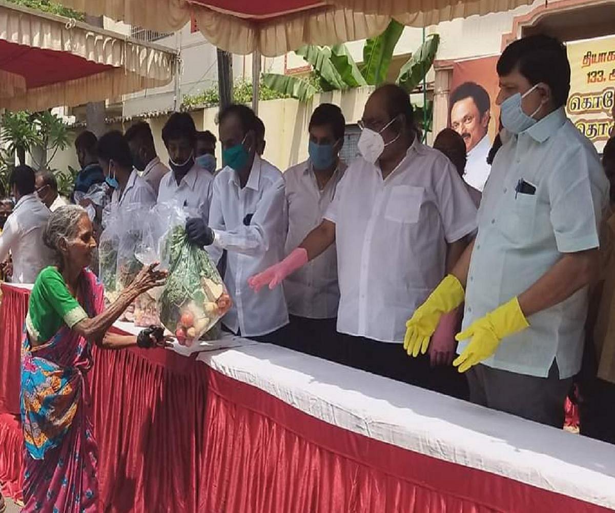 “ஜெ.அன்பழகன் விரைந்து நலம்பெறுவார்; அரும்பணி ஆற்றுவார்!” - உடன்பிறப்புகளுக்கு மு.க.ஸ்டாலின் மடல்!