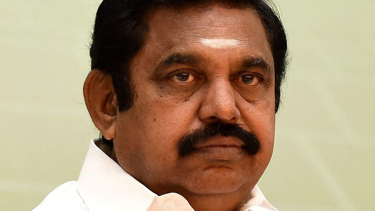 அன்று “அச்சம் வேண்டாம்”... இன்று  “கடவுளுக்குத்தான் தெரியும்” - முதல்வர் எடப்பாடி பழனிசாமியின் பல்டிகள்!