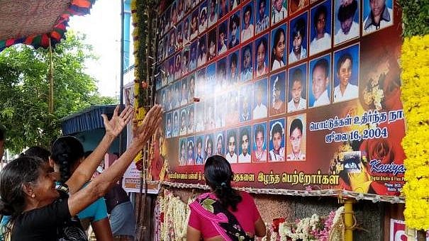 “அரசின் அலட்சியத்தால் கருகிய மலர்களுக்கு கண்ணீர் அஞ்சலி”: கும்பகோணம் தீ விபத்து 16ம் ஆண்டு நினைவு தினம் !