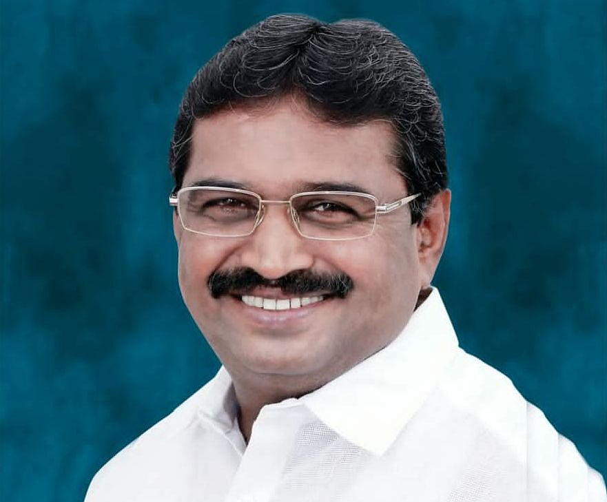 தலைவிரித்தாடும் குடிநீர் பஞ்சம் : கோவை மாநகராட்சியைக் கண்டித்து காலி குடங்களோடு கண்டன ஆர்ப்பாட்டம்!