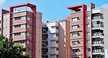 அடுக்குமாடி குடியிருப்புகளின் கழிவு மேலாண்மைக்கு தனியார் மூலம் கட்டணம் விதிப்பதை ரத்துசெய்க : தி.மு.க MLA