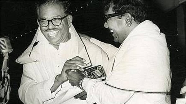 "திராவிட இயக்கச் சிந்தனையில் இறுதிவரை இயங்கிய இன்பத்தமிழ்க் கருவூலம் நம் நாவலர்!"- மு.க.ஸ்டாலின் புகழாரம்