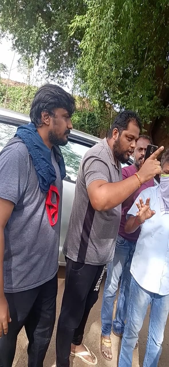 போதையில் வனத்துறையினரை தாக்கிய இளைஞர்: அதிமுக பின்னணியால் நடவடிக்கை எடுக்காத போலிஸ் - திமுக MLA கண்டனம்!