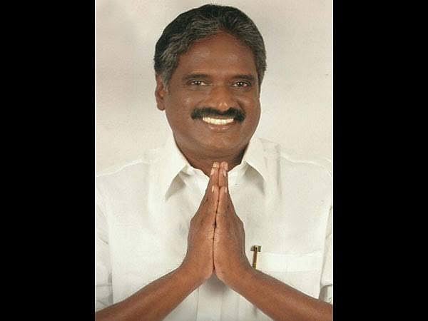 கூட்டுறவு சங்கம் ஸ்டிரைக்: விவசாயத் துறையை கைவிட்டு மக்களை வஞ்சிக்கும் எடப்பாடி அரசு - AKS விஜயன் சாடல்!