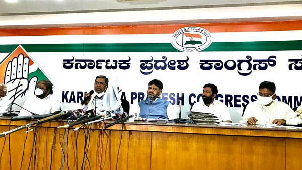 “கொரோனா தடுப்பு உபகரணங்கள் வாங்கியதில் ரூ.2,000 கோடி ஊழல்” - பா.ஜ.க அரசை குற்றம்சாட்டும் சித்தராமையா!