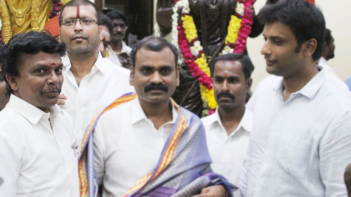 பண மதிப்பிழப்பின் போது கோடிக்கணக்கில் மோசடி செய்து போலிஸில் சிக்கியவருக்கு தமிழக பா.ஜ.க இளைஞர் அணி பதவி!