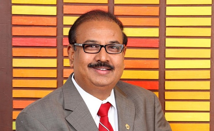 “கொரோனாவுக்கு இந்தியாவிலேயே முதல் தடுப்பூசி” : சாதித்த தமிழர் - யார் இந்த கிருஷ்ணா?