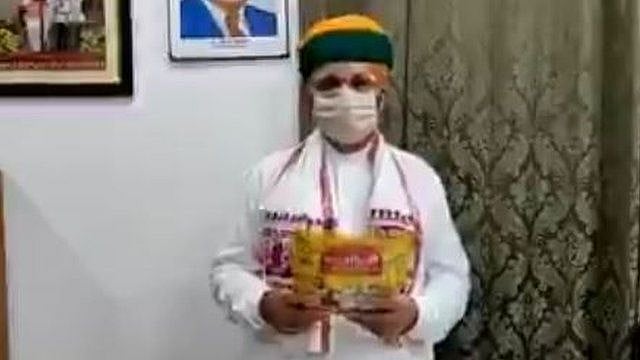 “கொரோனாவை அழிக்கும் பாபிஜி அப்பளம்!?” - பா.ஜ.க அமைச்சரின் பொறுப்பற்ற பேச்சால் மக்கள் கொதிப்பு!