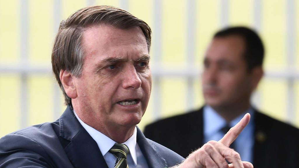 “உலக அளவில் 2ம் இடம் - பலி எண்ணிக்கையில் 80 ஆயிரத்தை தாண்டியது”: அலட்சியம் காட்டும் பிரேசில் அதிபர் !