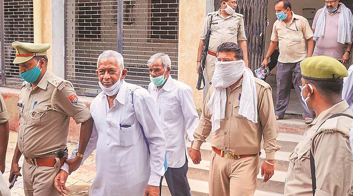 “35 ஆண்டுகளுக்கு முன்பு நடந்த என்கவுண்டர்; 11 போலிஸுக்கு ஆயுள் தண்டனை” : சி.பி.ஐ நீதிமன்றம் தீர்ப்பு!