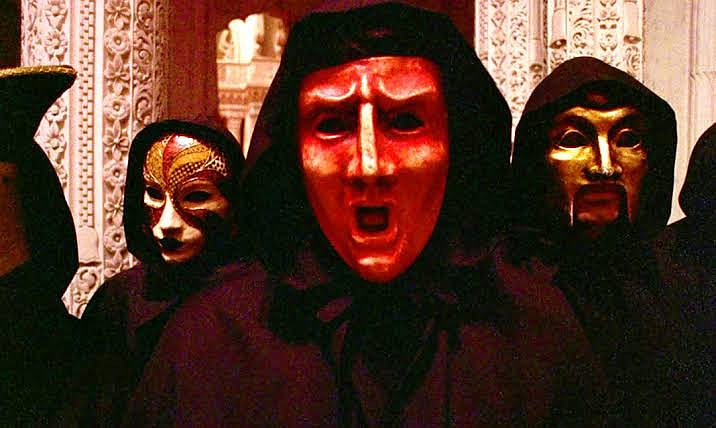 இல்லுமினாட்டிகளால் கொல்லப்பட்டதாக கருதப்படும் இயக்குனர்- ‘Eyes Wide Shut' படத்திற்குப் பின்னே மர்மக் கதை!