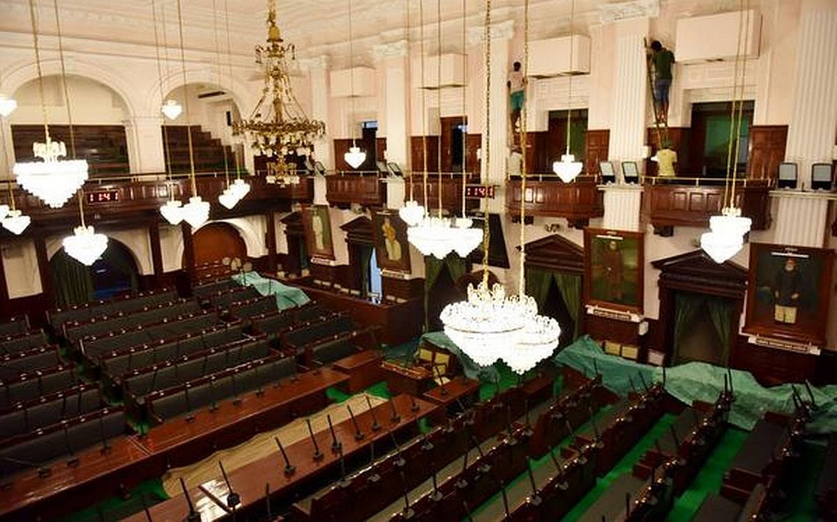 இடப்பற்றாக்குறையால் வேறு இடத்துக்கு மாற்றப்படும் சட்டமன்றக் கூட்டத்தொடர்? - தமிழக அரசு முடிவு!