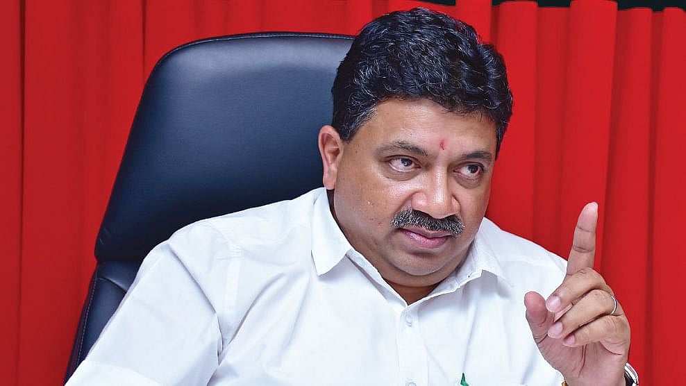 “உண்மைகளை மறைக்காமல் மாவட்ட வாரியாக கொரோனா புள்ளி விவரங்களை வெளியிடுக” - தி.மு.க எம்.எல்.ஏ பொதுநல மனு!