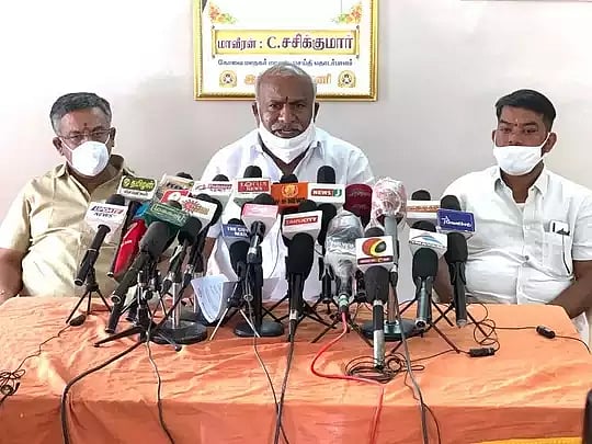 தடையை மீறி விநாயகர் சிலை வைக்கும் இந்து முன்னணி: தமிழகத்தில் வடமாநில அரசியலை முன்னெடுக்கிறதா ஆர்.எஸ்.எஸ்?