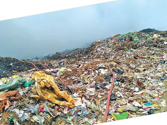 “வெள்ளலூர் குப்பைக் கிடங்கு பிரச்னைக்கு முற்றுப்புள்ளி வைத்திடுக” - தி.மு.க எம்.எல்.ஏ வேண்டுகோள்!