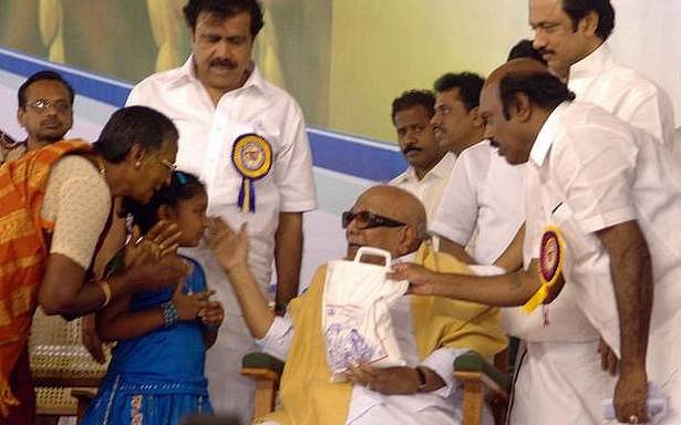 “கழக ஆட்சியை உருவாக்குவோம்; கலைஞருக்குக் காணிக்கை செலுத்துவோம்!” : தி.மு.க தலைவர் மு.க.ஸ்டாலின் மடல்!